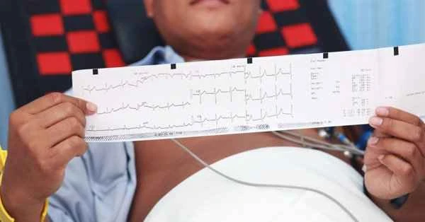 What to do if bowel obstruction occurs after colonoscopy?