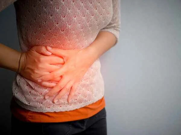Does stomach cancer cause chronic gastritis and how is it treated?