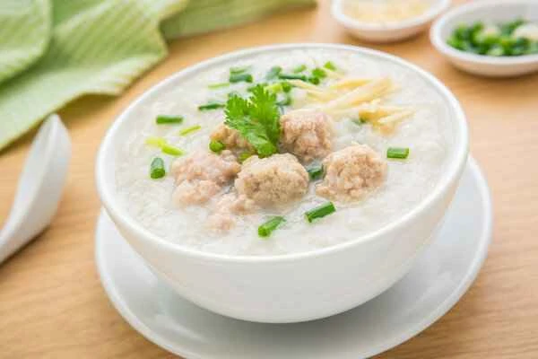 What kind of porridge is good to eat after intestinal polyp removal?